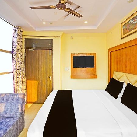 Super Hotel O Charbagh Formerly Khalsa Inn Lakhnaú Exteriér fotografie