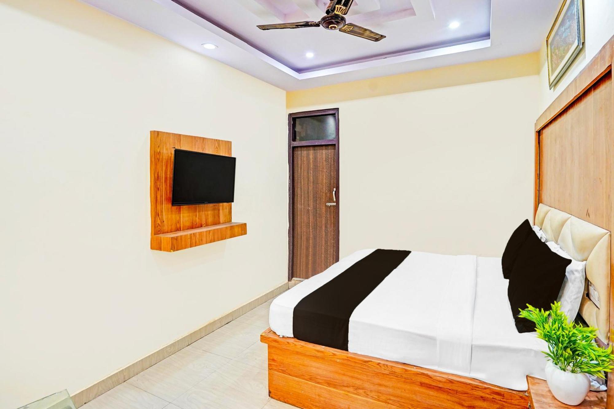 Super Hotel O Charbagh Formerly Khalsa Inn Lakhnaú Exteriér fotografie