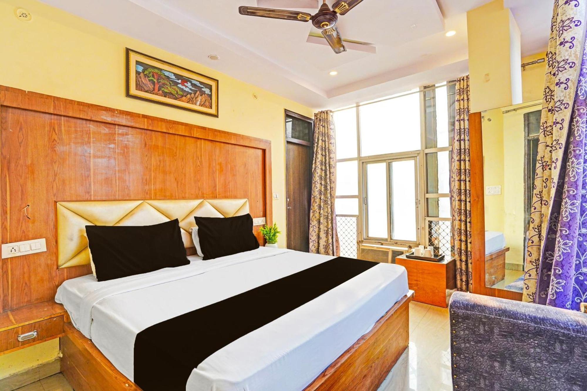 Super Hotel O Charbagh Formerly Khalsa Inn Lakhnaú Exteriér fotografie